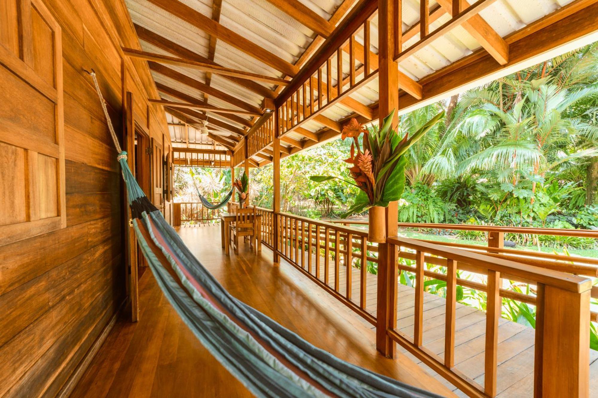 Casa Viva Lodge Puerto Viejo de Talamanca Bagian luar foto